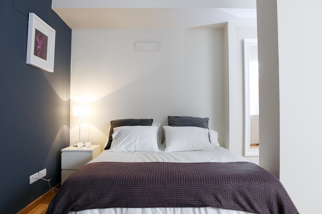 Апартаменты Fira Duplex Оспиталет-де-Льобрегат Номер фото