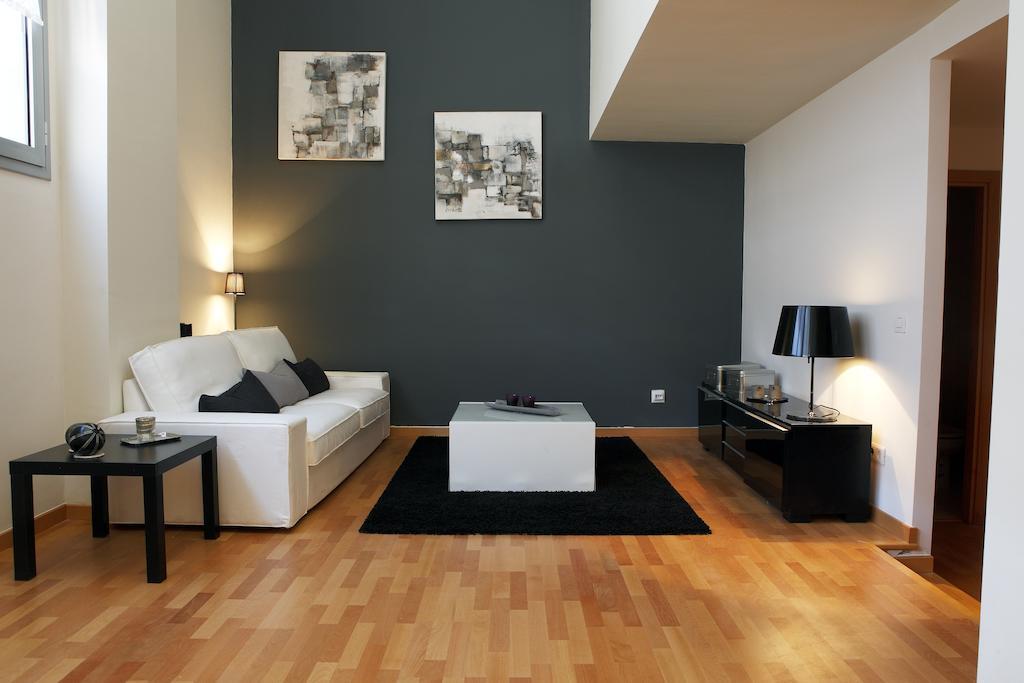 Апартаменты Fira Duplex Оспиталет-де-Льобрегат Номер фото